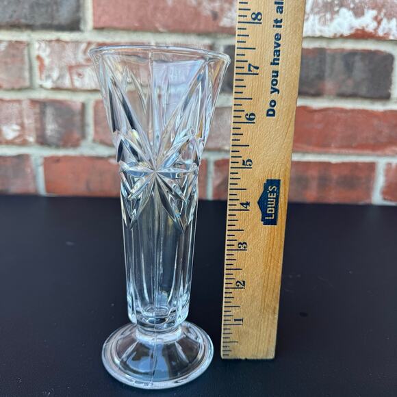 Vintage Starburst Clear Lead Crystal Vase Small 7in - Picture 6 of 7